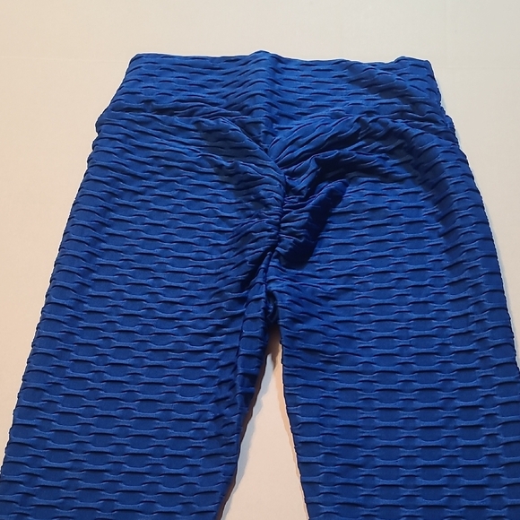 Comfy Womens Blue Leggings Elastic Waist NWOT Medium Ruched Bottom - Picture 8 of 8